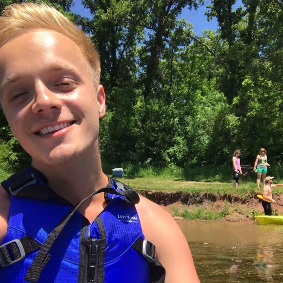 Meet your Posher, Isaac - Picture 1 of 1